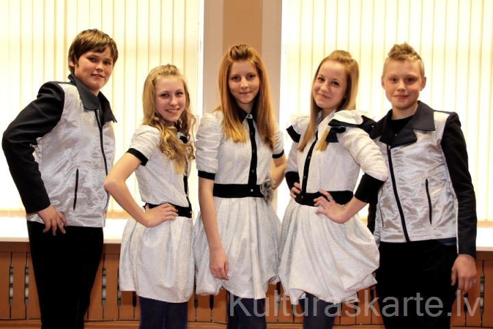 Ventspils bērnu popstudija "Jūras akmentiņi" 2012.g.